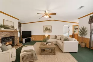 37647 Newal Ave, Zephyrhills, FL 33542 - Photo 12