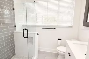 3815 W North B St, Tampa, FL 33609 - Photo 10