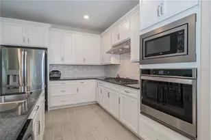 18466 Coastal Shr Ter, Land O Lakes, FL 34638 - Photo 8