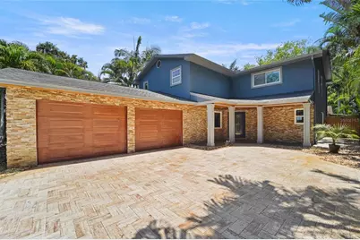 9545 135th Street, Seminole, FL 33776 - Photo 2