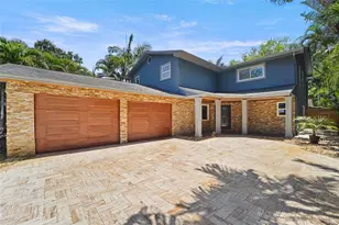 9545 135th St, Seminole, FL 33776 - Photo 2