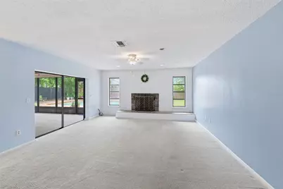 8307 Vallejo Place, Tampa, FL 33614 - Photo 12