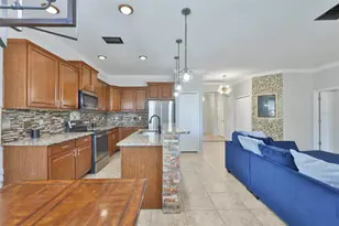 401 Britton Shores Ct, Ruskin, FL 33570 - Photo 14