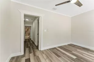 1922 23rd St S, Saint Petersburg, FL 33712 - Photo 8