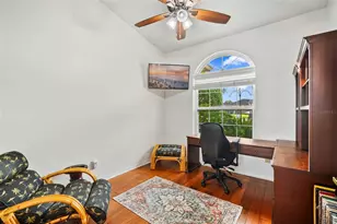 1739 Leichester Ct, Lutz, FL 33549 - Photo 10