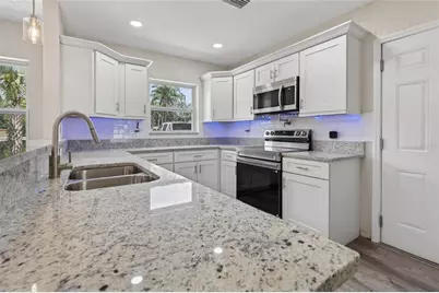 2080 Douglas Avenue, Clearwater, FL 33755 - Photo 6