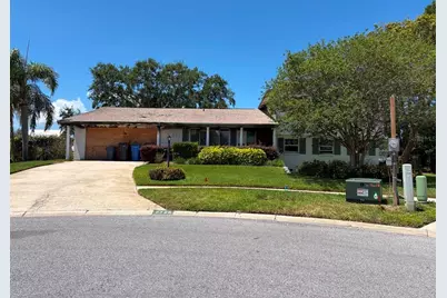 8728 Cobblestone Drive, Tampa, FL 33615 - Photo 2