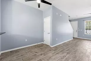 11513 Declaration Dr, Tampa, FL 33635 - Photo 12