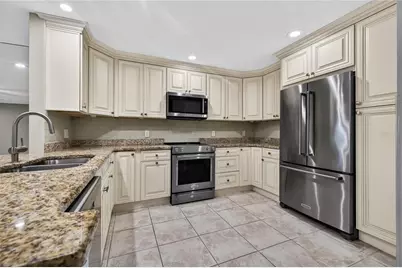 9050 Park Boulevard #7, Seminole, FL 33777 - Photo 8