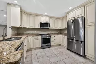 9050 Park Blvd, Seminole, FL 33777 - Photo 12