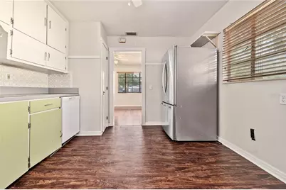 1418 E Powhatan Avenue, Tampa, FL 33604 - Photo 10