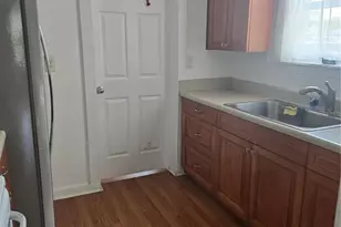 146 NE Madison Cir N, Saint Petersburg, FL 33702 - Photo 12