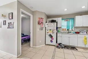 1901 E 32nd Ave, Tampa, FL 33610 - Photo 16