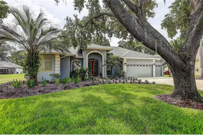 2812 Clubhouse Drive, Plant City, FL 33566 - Photo 2