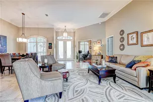 2812 Clubhouse Dr, Plant City, FL 33566 - Photo 10