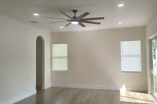 20016 Oakflower Ave, Tampa, FL 33647 - Photo 6