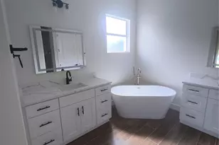 20016 Oakflower Ave, Tampa, FL 33647 - Photo 14