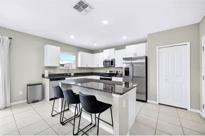 31724 Sun Kettle Loop, Wesley Chapel, FL 33545 - Photo 6