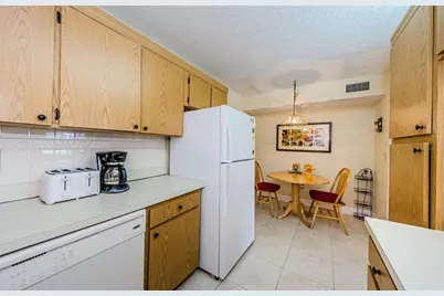 1151 Pine Ridge Circle W #F1, Tarpon Springs, FL 34688 - Photo 18
