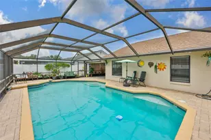 8715 Hampden Dr, Tampa, FL 33626 - Photo 36