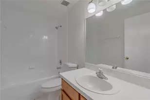 13538 Embassy Park Ct, Dade City, FL 33525 - Photo 24