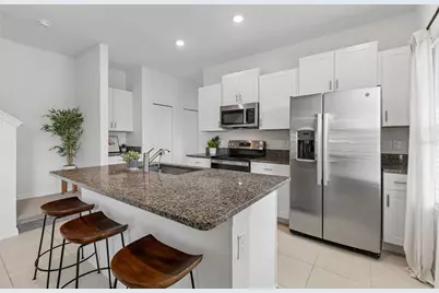 873 Tennyson Mill Circle, Tampa, FL 33619 - Photo 10