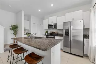 873 Tennyson Mill Cir, Tampa, FL 33619 - Photo 10