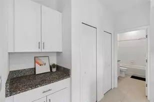 873 Tennyson Mill Cir, Tampa, FL 33619 - Photo 14