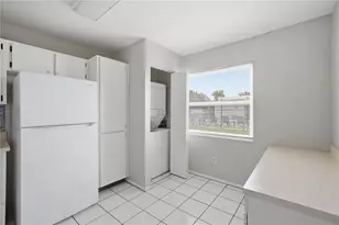 5401 Britwell Ct, Tampa, FL 33624 - Photo 8