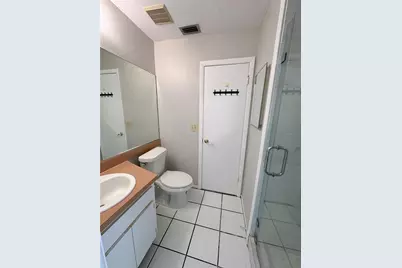 5401 Britwell Court, Tampa, FL 33624 - Photo 10