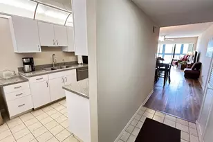 3400 Cove Cay Dr, Clearwater, FL 33760 - Photo 12