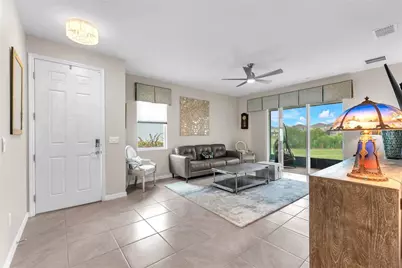 32313 Lexington Street, Wesley Chapel, FL 33543 - Photo 10