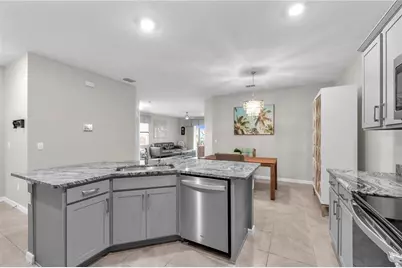 32313 Lexington Street, Wesley Chapel, FL 33543 - Photo 8