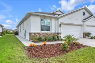 32313 Lexington St, Wesley Chapel, FL 33543 - Photo 2