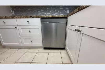 10925 Piccadilly Road, Port Richey, FL 34668 - Photo 14