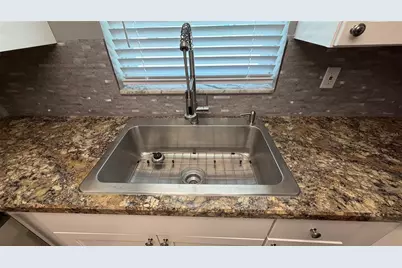 10925 Piccadilly Road, Port Richey, FL 34668 - Photo 22