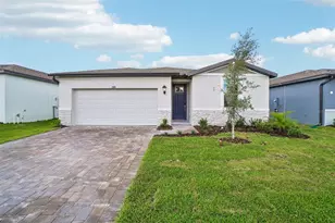 13696 Umber Frst St, Hudson, FL 34669 - Photo 2