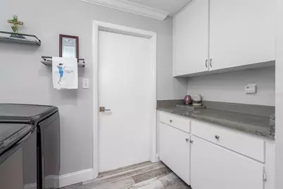 7992 Bayshore Drive, Seminole, FL 33776 - Photo 20