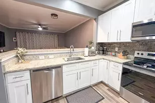 8505 Sandy Beach St, Tampa, FL 33634 - Photo 10