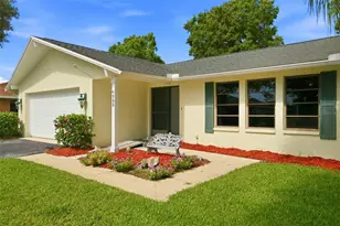 795 Hickory Ln, Palm Harbor, FL 34683 - Photo 4