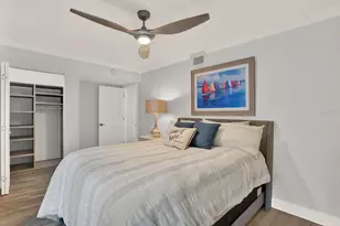 7530 Sunshine Skyway Ln S, Saint Petersburg, FL 33711 - Photo 16
