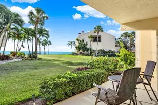 7530 Sunshine Skyway Ln S, Saint Petersburg, FL 33711 - Photo 1
