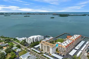 622 Edgewater Dr, Dunedin, FL 34698 - Photo 72
