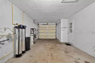 10760 62nd Ave, Seminole, FL 33772 - Photo 16