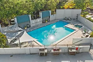 201 W Laurel St, Tampa, FL 33602 - Photo 56