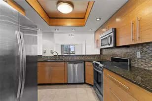 201 W Laurel St, Tampa, FL 33602 - Photo 8