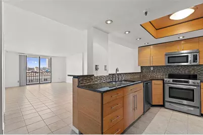 201 W Laurel Street #907, Tampa, FL 33602 - Photo 4