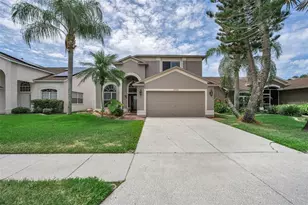 27432 Breakers Dr, Wesley Chapel, FL 33544 - Photo 4