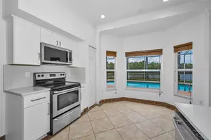 27432 Breakers Dr, Wesley Chapel, FL 33544 - Photo 12