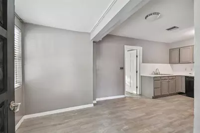1921 W State Street, Tampa, FL 33606 - Photo 2